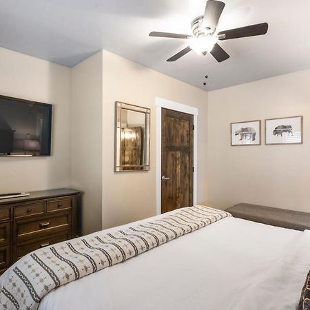 The Yellowstone Hideaway Unit A Вест-Йеллоустоун Екстер'єр фото
