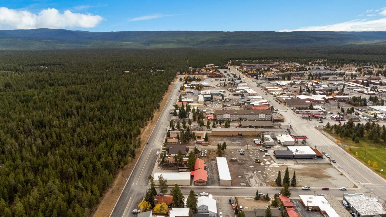 The Yellowstone Hideaway Unit A Вест-Йеллоустоун Екстер'єр фото